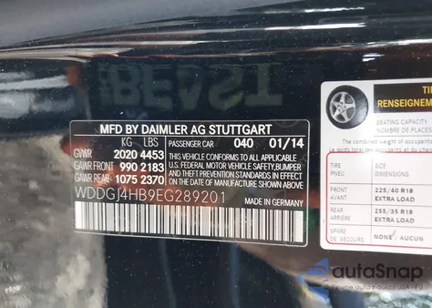 2014 Mercedes-Benz C 250 z USA, uszkodzony, nr VIN WDDGJ4HB9EG289201